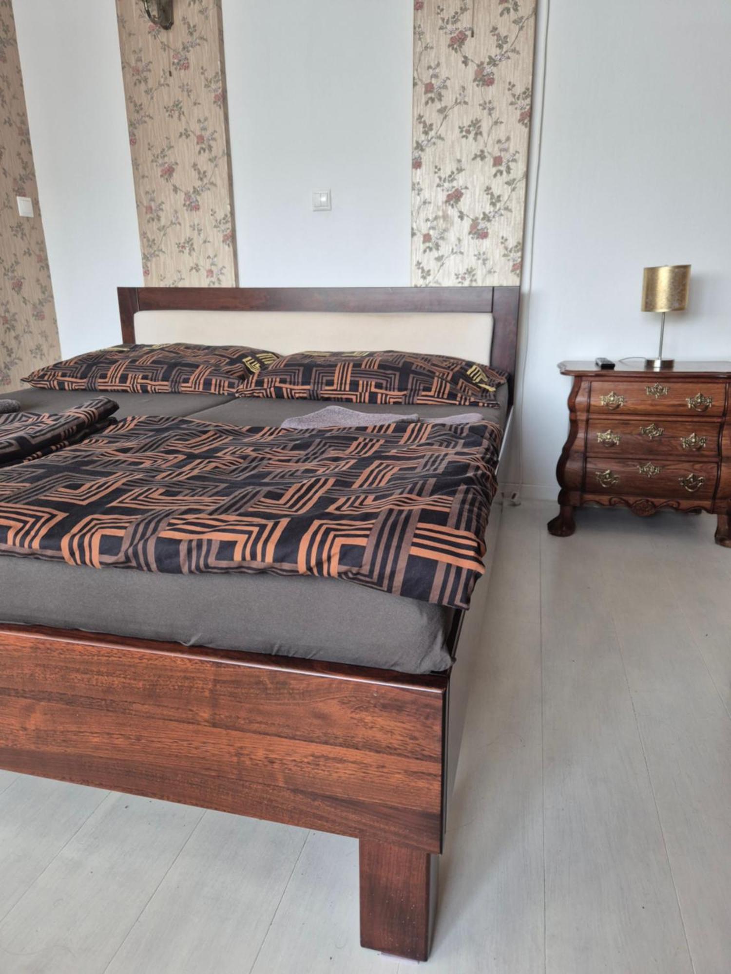 Balassi Apartment -With Green Terrace&Bike Sturovo Luaran gambar